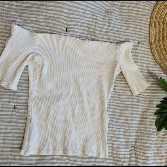 Off The Shoulder Shirt | H&M - Picture 1 of 3